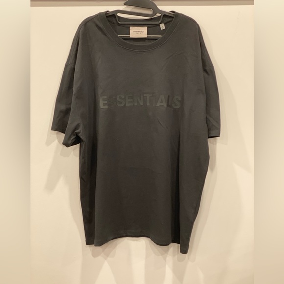 Essentials Men’s T Shirt - Picture 2 of 4